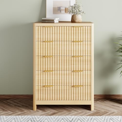 Fluted 47" Tall Dresser for Bedroom with 5 Drawers, Modern Chest of Drawers with Metal Handle & Deep Storage, Wood Closet Clothes Storage Organizer for Living Room & Hallway, Natural Oak Dresser