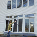 Unger Professional 2-in-1 Squeegee and Scrubber, 14” Window Cleaning Tool - Image 5