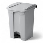 PRO&Family Step-On Trash Can by PRO%26Family