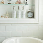 Clear Refillable Shampoo and Conditioner Bottles - Image 4