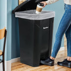27 Gallon Step-On Trash Can/Container, Hands-Free Disposal - Image 3