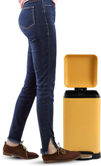 happimess HPM1012L Betty Retro Mini 3.2-Gallon Step-Open Trash Can, Daffodil - Image 5