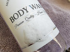 Clear Refillable Shampoo and Conditioner Bottles - Image 4