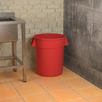32 Gallon Red Round Commercial Trash Can - Image 4
