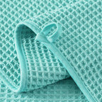 Microfiber Waffle Face Towels, 2 Pieces, Fast Drying, Lint Free - Image 3