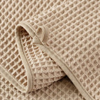 Microfiber Waffle Face Towels, 2 Pieces, Fast Drying, Lint Free - Image 3