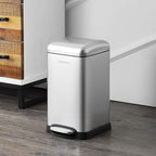 happimess HPM1012A Betty Retro Mini 3.2-Gallon Step-Open Trash Can - Image 2